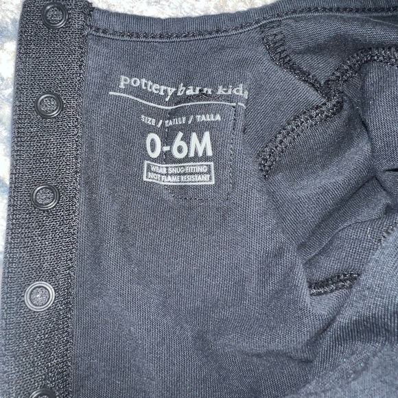 Adorable pottery barn kids Black Bat Baby Costume - Picture 6 of 6